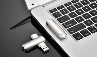 win8电脑开机黑屏只有光标 win7开机以后电脑黑屏只有光标