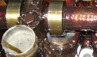 汽车发动机积碳的形成及危害（发动机积碳形成的原因及危害）