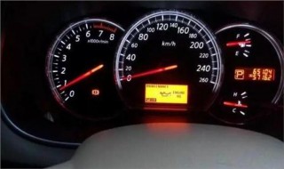 汽车加油门加不上是怎么回事（汽车加油门加不上油）