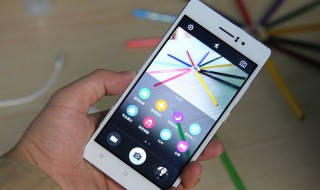 手机照相机屏幕自己不停旋转怎么办 手机照相机屏幕自己不停旋转怎么办视频