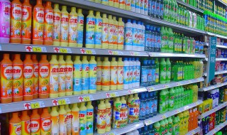 洗洁精是中性洗涤剂吗 雕牌洗洁精是中性洗涤剂吗