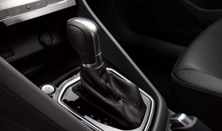 捷达vs5手自一体换挡怎么操作（捷达vs5手自一体手动档怎么使用）
