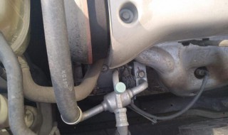 传祺ga5后减震器怎么更换(传祺ga5后减震器怎么拆)