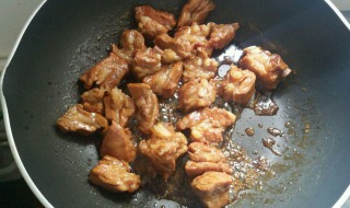 怎样做酸甜排骨 怎样做酸甜排骨简单又好吃呢窍门