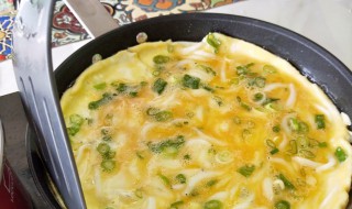 银鱼蛋饼做法步骤 银鱼鸡蛋饼的做法