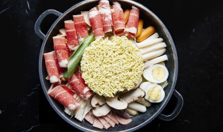 怎样做涮羊肉好吃（怎样做涮羊肉好吃又简单）