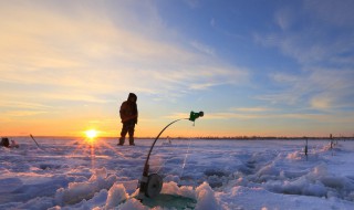 冬天钓鱼技巧及方法（冬天钓鱼技巧及方法大全）