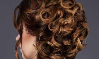 先染后烫不掉色技巧 先染后烫头发会掉色吗