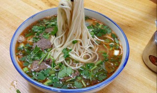 关于拉面的句子（关于拉面的唯美句子）