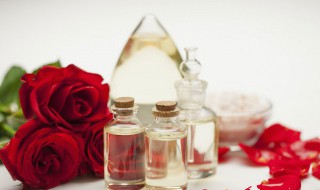 如何挑选出优质花生油（如何挑选出优质花生油的品质）