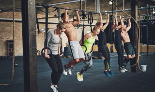 引体向上正手怎么做最轻松 正手引体向上怎么练才能做