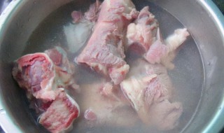 骨头汤怎么去腥 骨头汤怎么去腥味