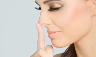 供暖鼻子干痒怎么解决(供暖后鼻子干痒怎么办)