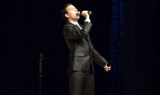 如何演讲不紧张（怎样演讲不紧张）