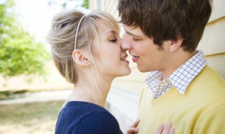关于爱情甜蜜的说说短语 关于爱情甜蜜的说说短语大全