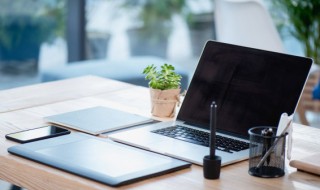 购买笔记本电脑看哪些参数（买笔记本电脑看什么参数）