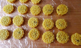 椰香绿豆糕的做法(椰香绿豆糕的做法视频)