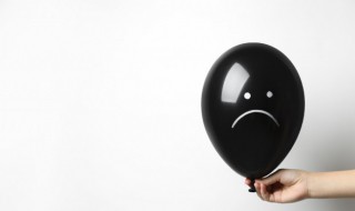 心情很不开心的经典说说（心情很不开心的经典说说图片）