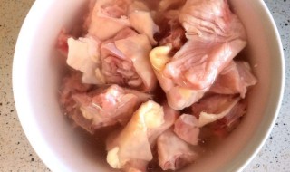 瑶柱浸鸡做法窍门 瑶柱炖鸡的做法大全