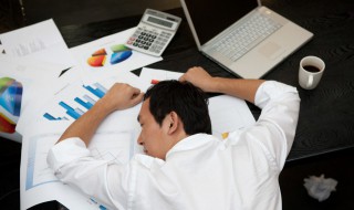 加班文案（加班文案朋友圈正能量）