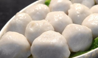 自制鱼丸的做法（自制鱼丸的做法图解）