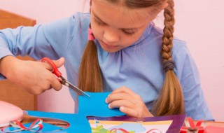 怎么用纸做扇子（怎么用纸做扇子?）