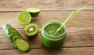 猕猴桃汁的做法（柠檬猕猴桃汁的做法）