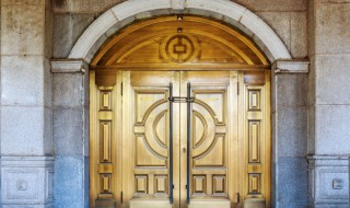 门的密封条安装方法（门的密封条安装方法视频）