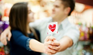 告白情话最暖心句子（告白情话最暖心句子简短）