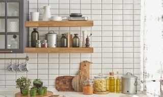 厨房的蜡烛如何清除（厨房的蜡烛如何清除味道）