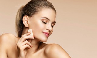 美妆蛋涂隔离霜的正确使用方法（美妆蛋涂隔离霜的正确使用方法图解）