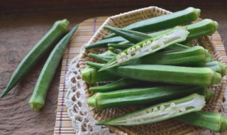 核桃仁炒秋葵怎么弄 核桃仁炒秋葵怎么弄的