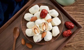 奶枣制作方法（奶枣制作方法中黄油可以用使用油代替吗）