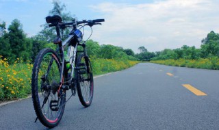 自行车快速过弯技巧 自行车快速过弯技巧视频
