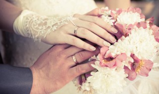 祝福自己结婚周年的句子 祝福自己结婚周年的句子短句