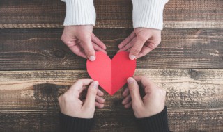 用春天表达爱情的情话 用春天表达爱意的情话