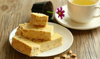 椰香牛轧糖如何做 椰香牛轧糖如何做视频