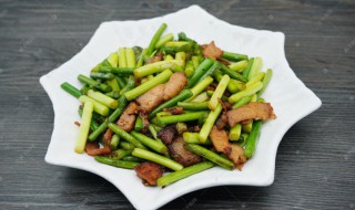 湘式蒜台炒肉如何做 家常蒜苔炒肉怎么做