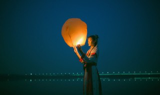 一个人的夜晚心情说说 一个人的夜晚心情说说 夜晚散散步的美好心情说说