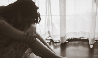 孤独句子伤感的短句子（孤独句子伤感的短句子图片）