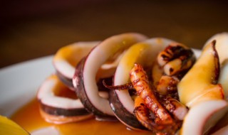 香港卤鱿鱼制作方法(香港鱿鱼卤水配方)