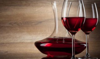 怎么挑选白酒和葡萄酒 怎么挑选白酒和葡萄酒呢