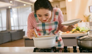 家庭自制煲鸡汤 家庭自制煲鸡汤怎么做