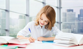 关于春节过年初三话题作文（关于春节过年初三话题作文怎么写）