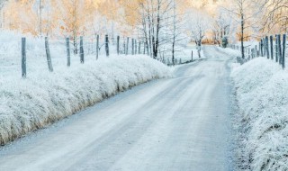关于天气转凉的温馨话语有哪些 关于天气转凉的温馨话语有哪些呢