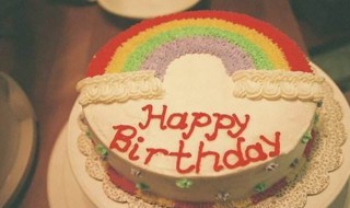 老公生日发朋友圈的句子有哪些 老公生日发朋友圈的句子有哪些简短