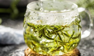 文君绿茶的功效与禁忌（绿茶功效与作用禁忌症）