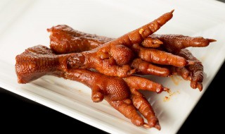 盐焗鸡爪怎么做好吃（盐焗鸡爪怎么做好吃视频）
