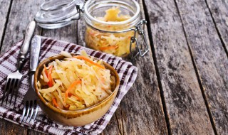 酸菜豆芽的做法(酸菜豆芽的做法大全家常)