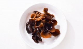 黑木耳炒肉皮的做法 黑木耳炒肉皮的做法大全